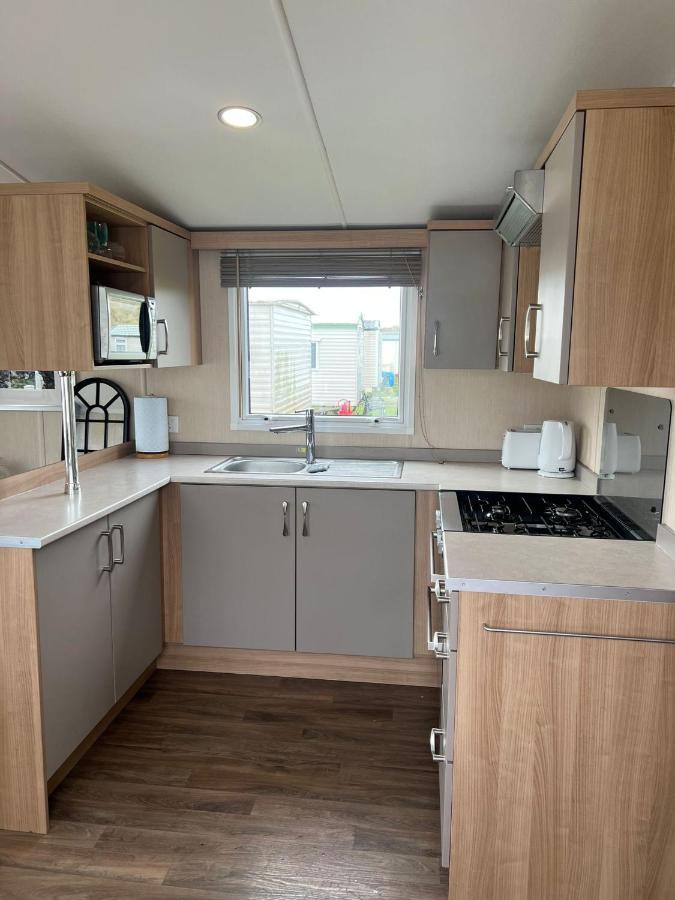 3 Bed Platinum Caravan Presthaven Sands Prestatyn Eksteriør billede